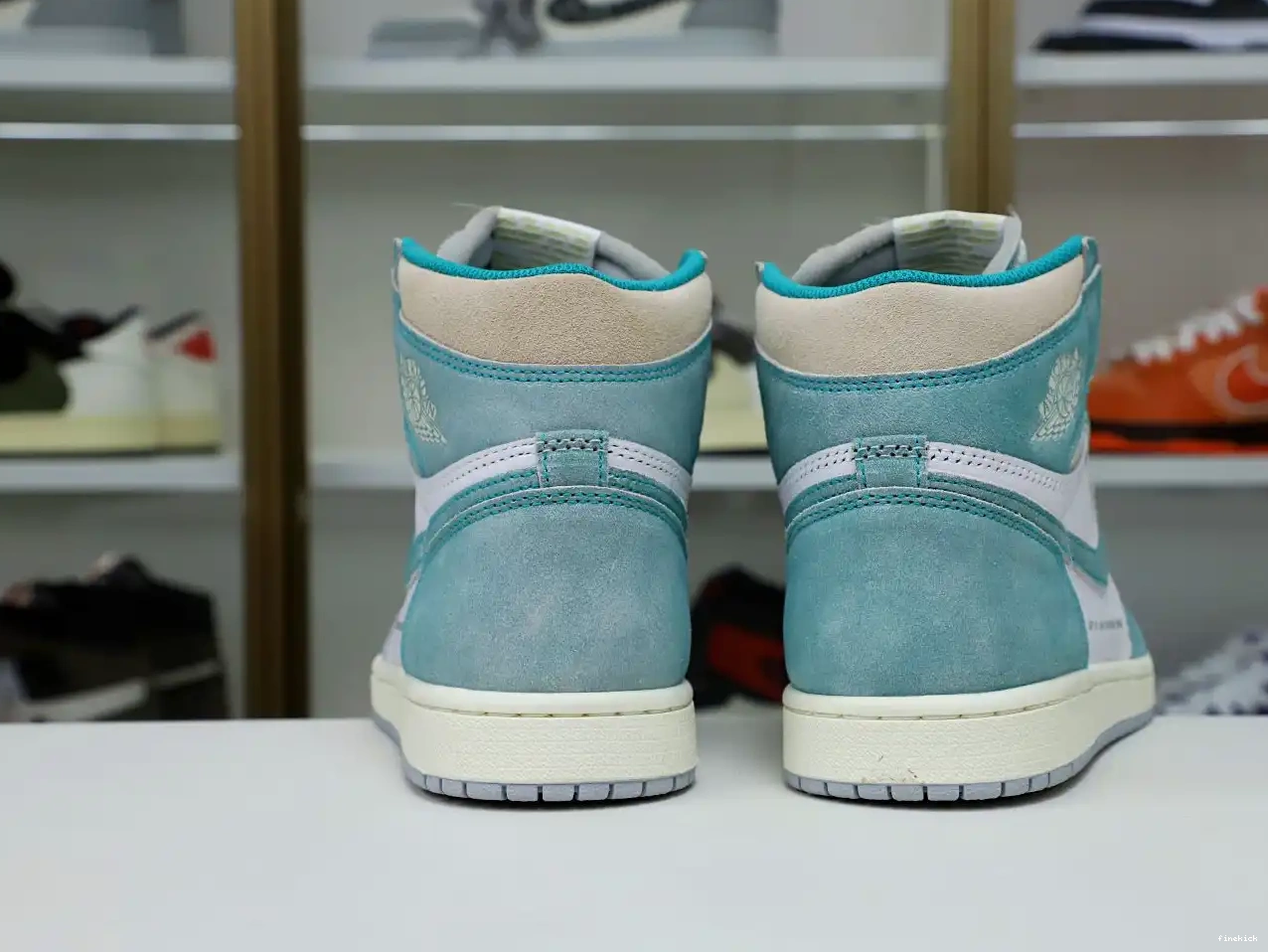 AIR JORDAN 1 HIGH 'TURBO GREEN' OG RETRO 0607
